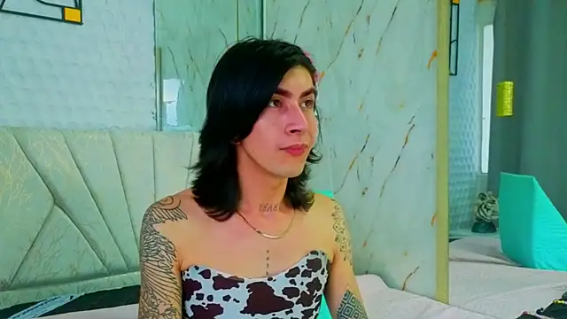 MissScarlett_ webcam