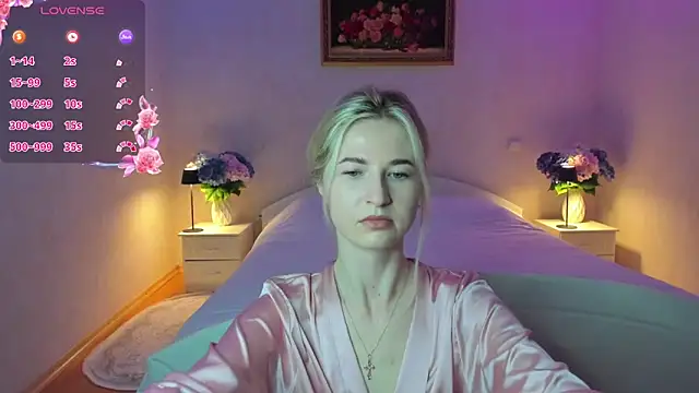 Julie_Blaze webcam