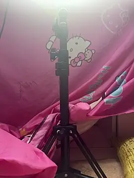 m_yummyshish webcam
