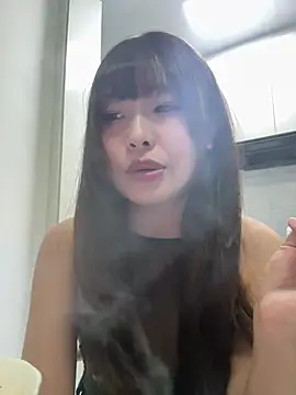 77momomo webcam