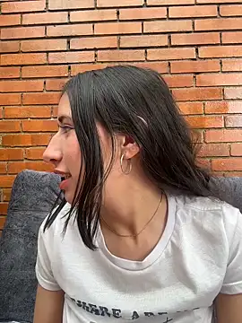 LilyRossi_ webcam