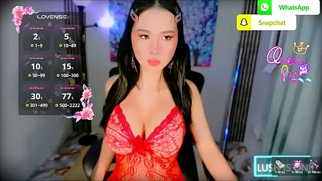 xBigSurpriseLorainex webcam