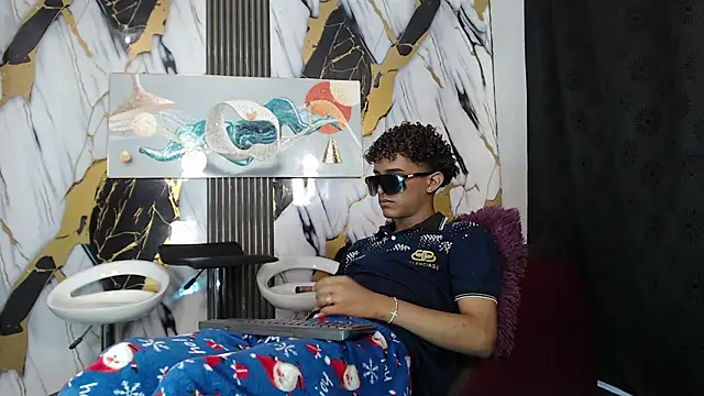 GOLDEN_2026 webcam