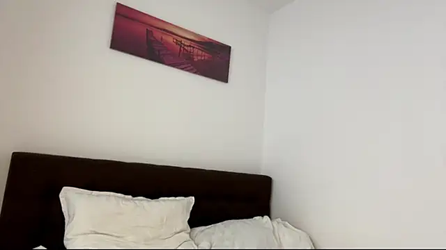 LunaDarkwood webcam