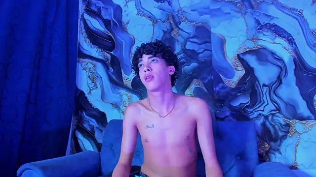 boy_max_latin webcam