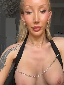 Allana29 Live Webcam on Stripchat