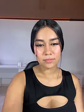ALANAH_KITTY webcam