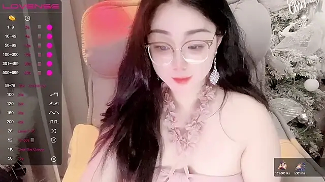 Monica-666888- webcam