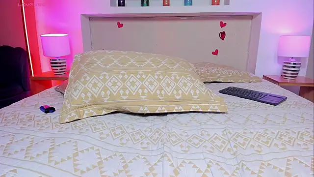 Sharon_Adamss webcam