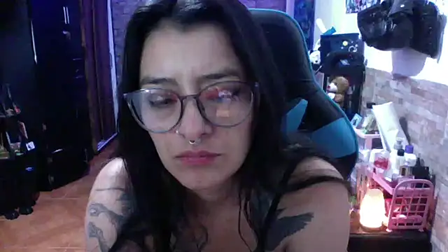 angelaqueen_ - AngelaQueen_'s free webcam - UK Sex Cams