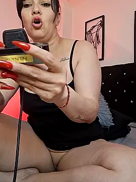 FelinaJohnson webcam