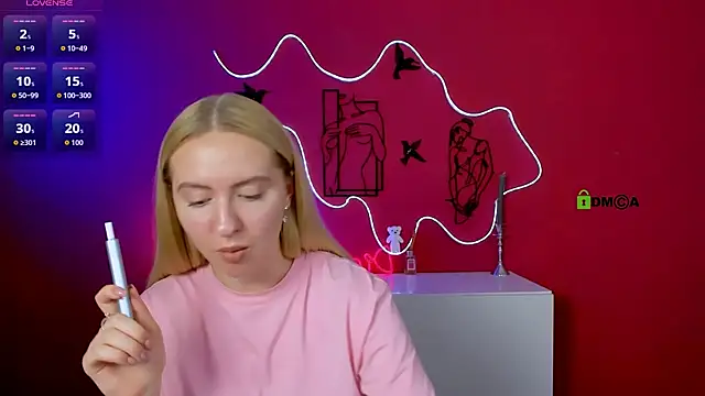 mila_glow1 webcam