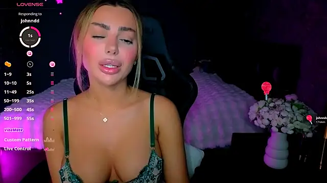 Ayla__Demir webcam