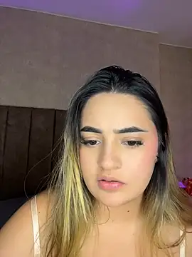 Antonella_Julieta webcam