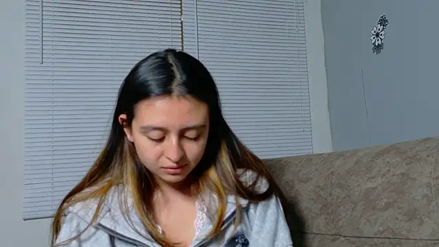 Lala_fluffy webcam
