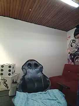 Lucia_evans22 webcam