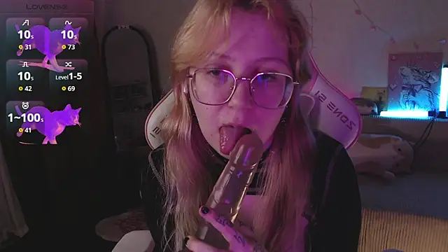 henby_streamss webcam