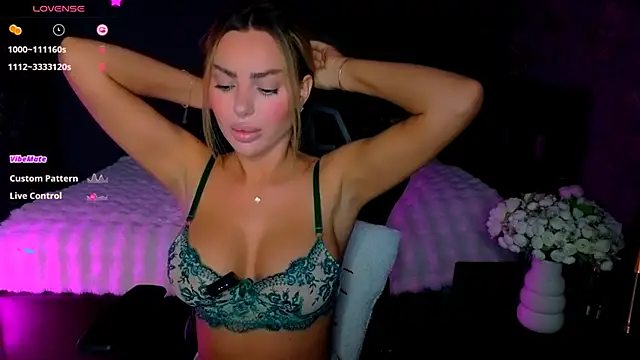 Ayla__Demir webcam