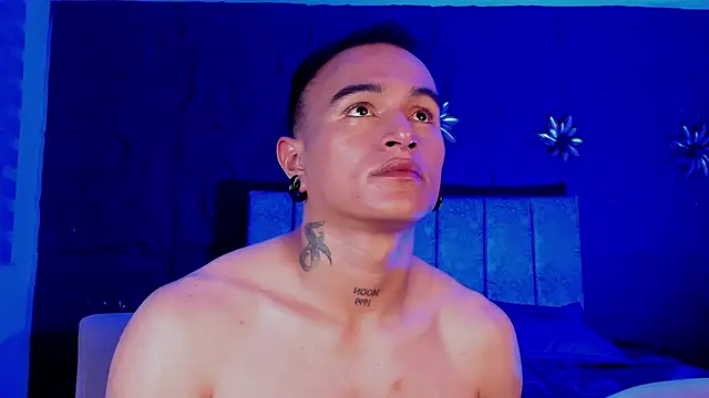 LiamDeep webcam