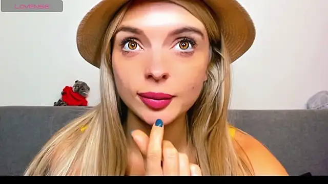 _ellen_meow_ webcam