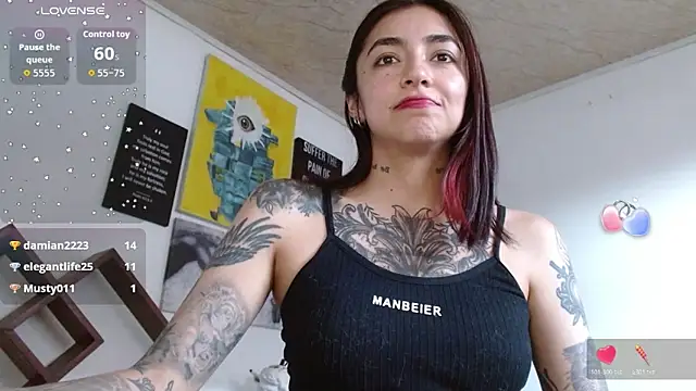 ZoeBakers_ webcam