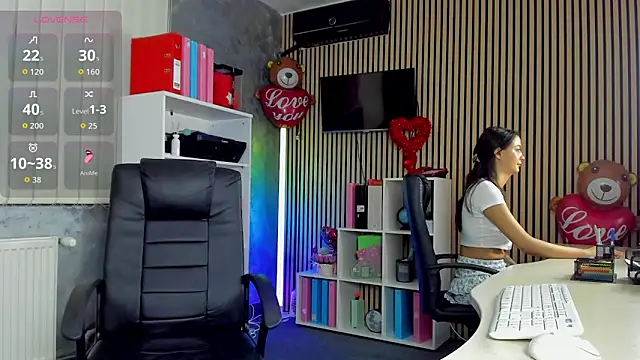 OfficeGirls