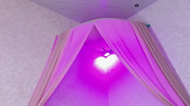 LolaGray__ webcam