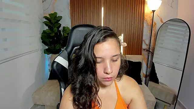Ela_Maxwell_ webcam