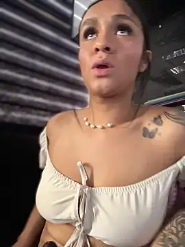 Isabella-Teen