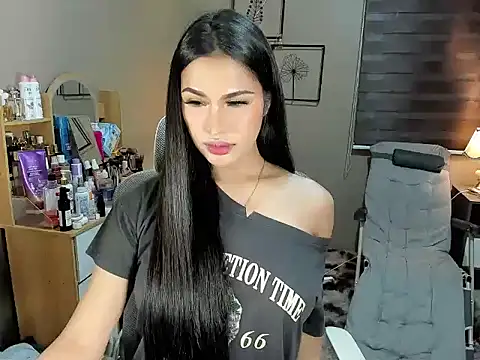 EternityBanks webcam