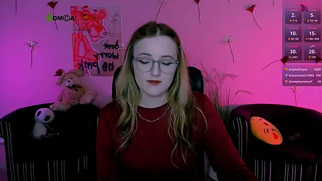 luna_berryy webcam