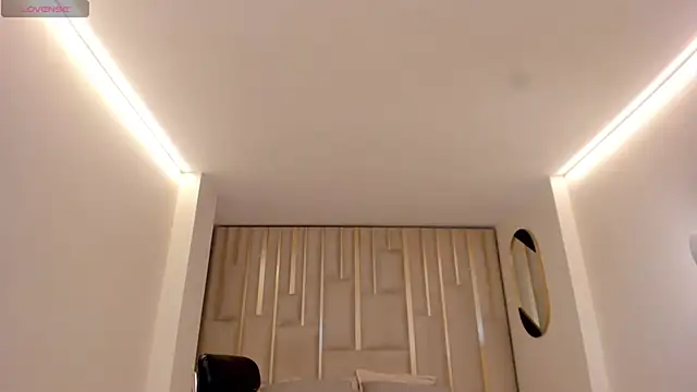 BellaThompsonX webcam