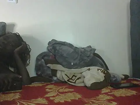 cutelady1 webcam