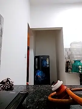 LoveLy-Soneya webcam