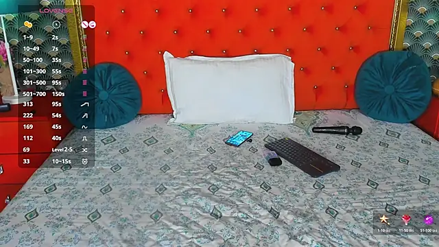 VallerieJones webcam