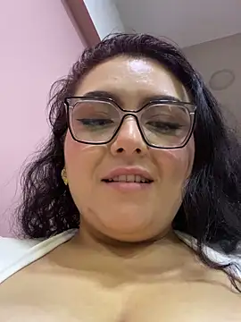 AlmaraRouge webcam