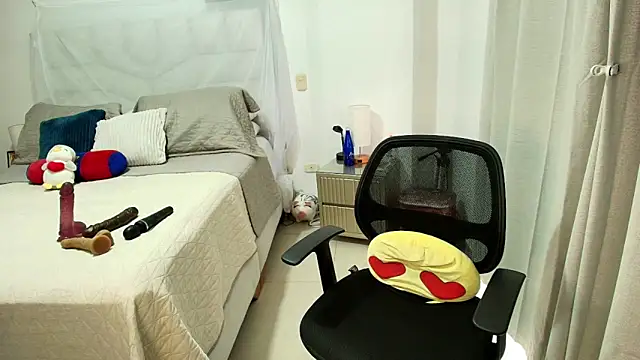 Naty_Stone webcam