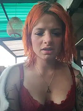 cataleya_16 (F young) - Showing breasts in public