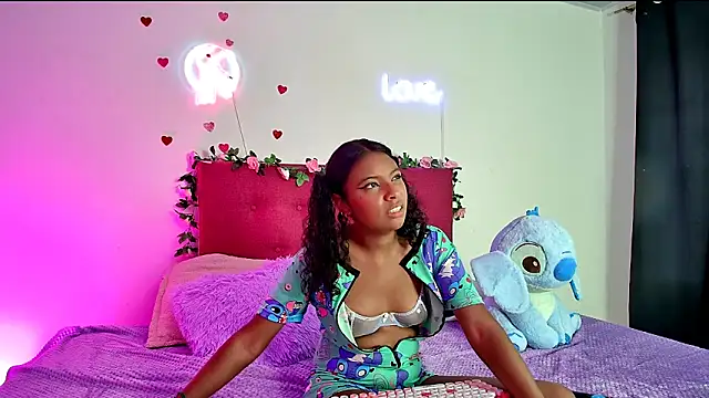 Ellie_Cute7 webcam
