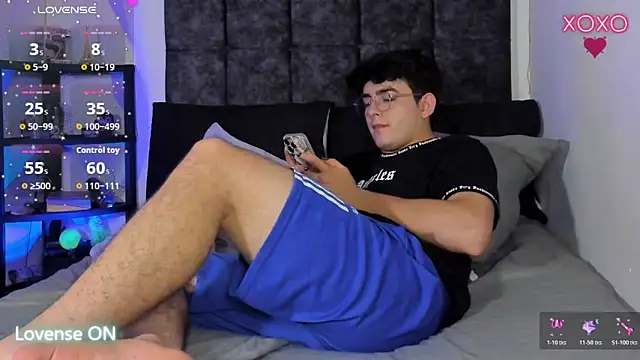 Demian_Fox1 webcam