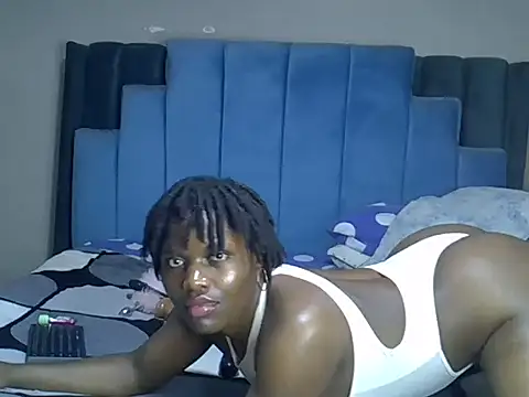 melanin_moon webcam