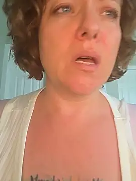 julimonroe webcam