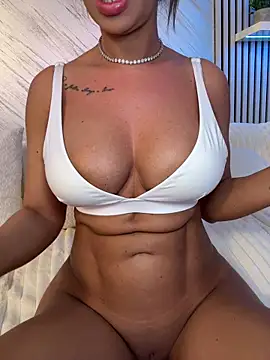 KirstieVegas