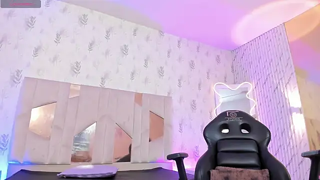 Laulin_tay webcam