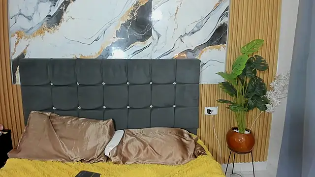 Jade_Stone12 webcam