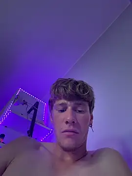 Crazycouplelive_ webcam