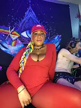 AmazonianMistress webcam