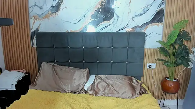 Jade_Stone12 webcam