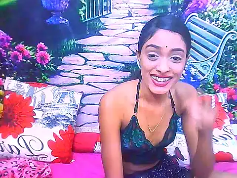 IndianPretty14u2Luv webcam