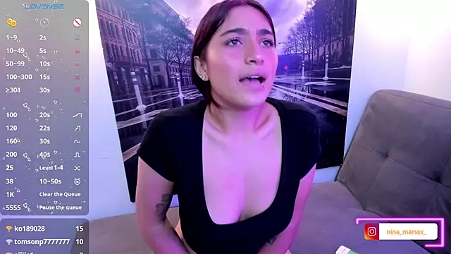 Nina-Mars live cam preview on Stripchat